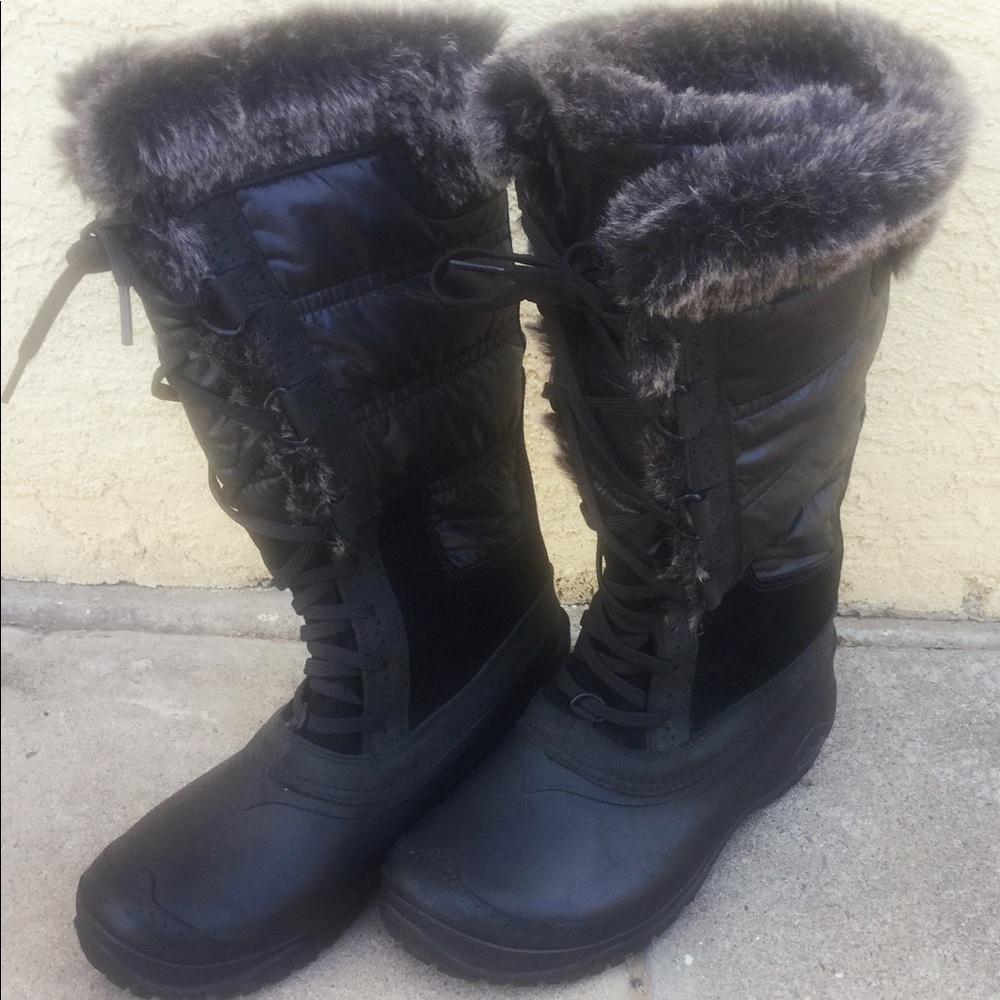 The North Face Women Black Faux FurSnow Boots Sz 7